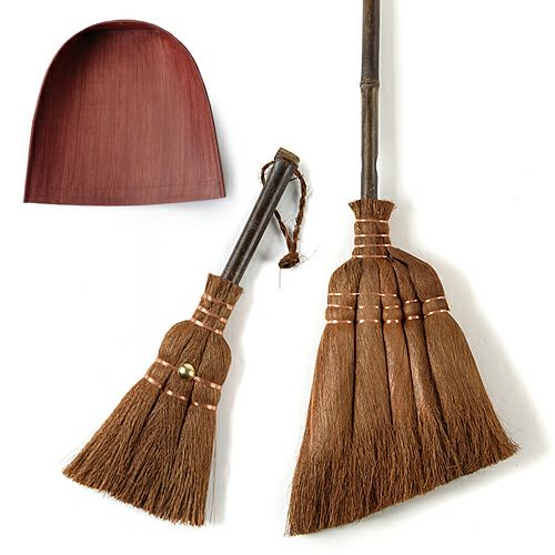 山本勝之助商店（やまもとかつのすけしょうてん）】4玉手箒＆はりみ